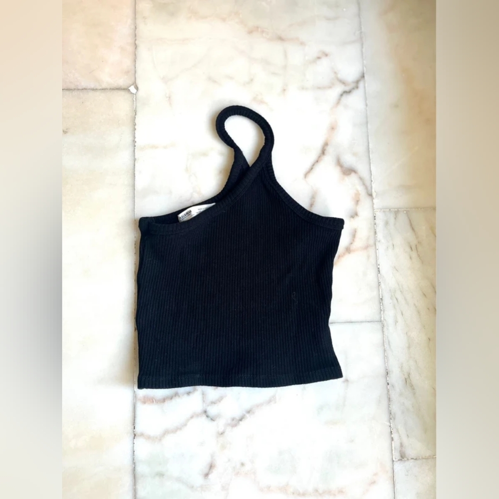 Black Ribbed One-Shoulder Top